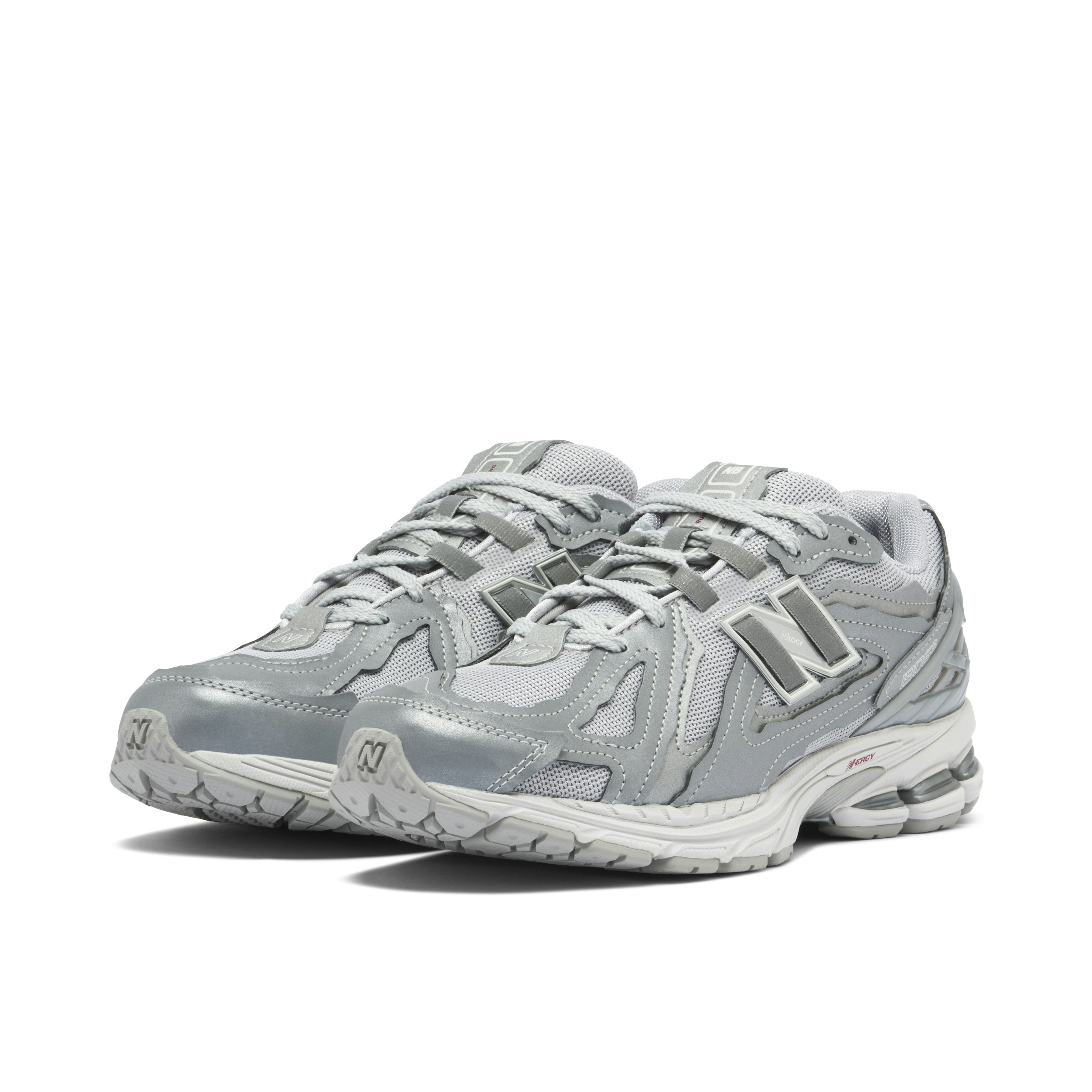 NEW BALANCE 1906D PROTECTION PACK SILVER METALLIC