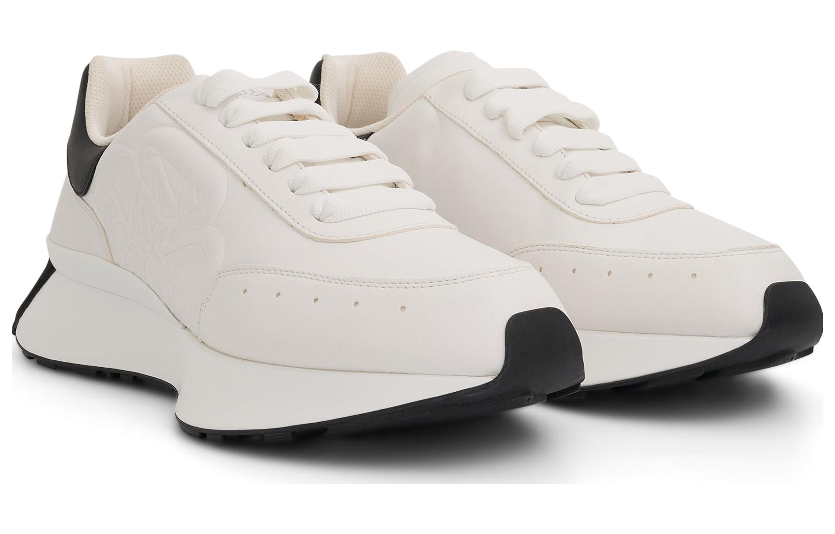 Alexander McQueen Sprint Runner 'Beige Black' 688548WIC939061 #