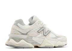 New Balance 9060 Moonbeam Sea Salt