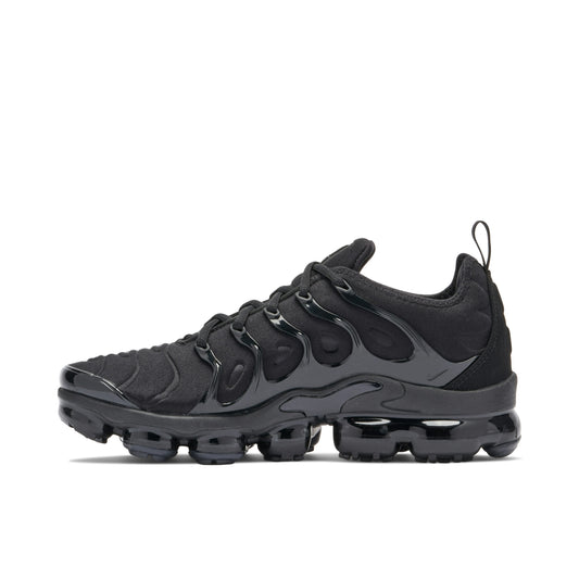 TRIPLE BLACK AIR VAPORMAX PLUS