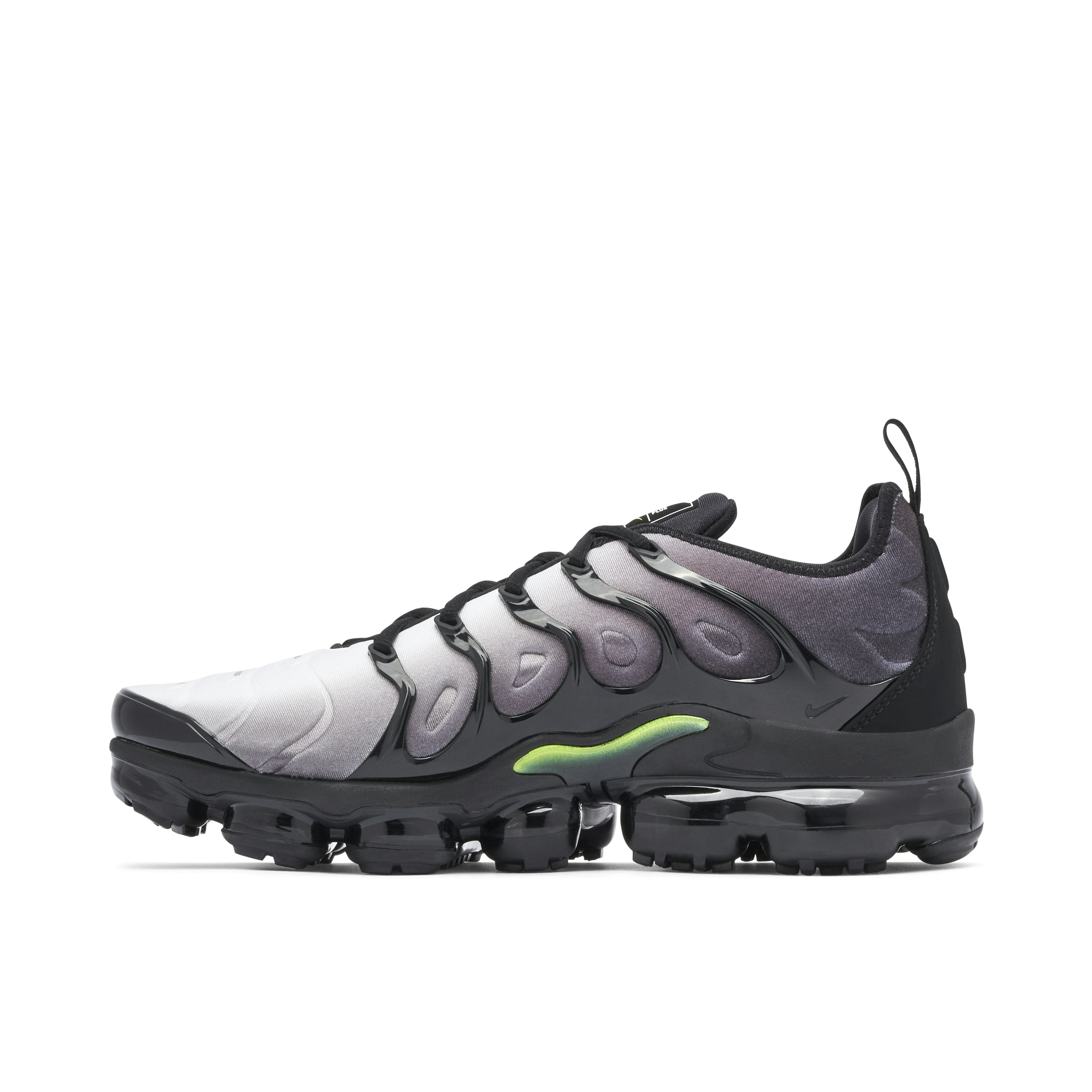 NIKE AIR VAPORMAX PLUS BLACK VOLT