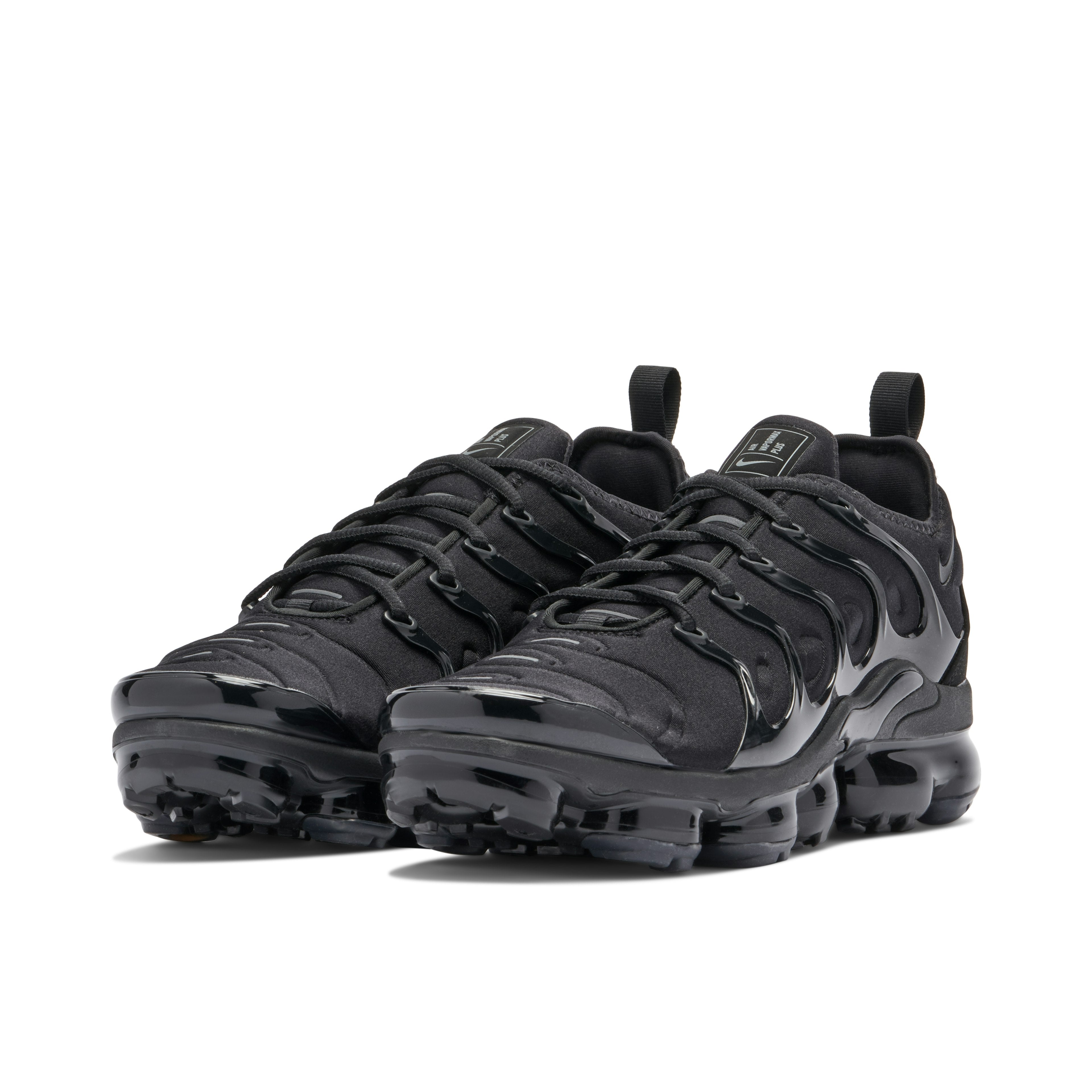 TRIPLE BLACK AIR VAPORMAX PLUS