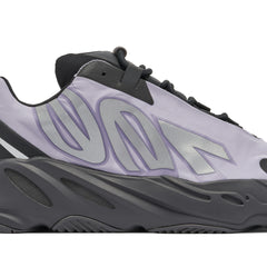 YEEZY BOOST 700 MNVN GEODE